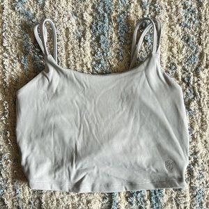 Don’t get it twisted Sports Bra